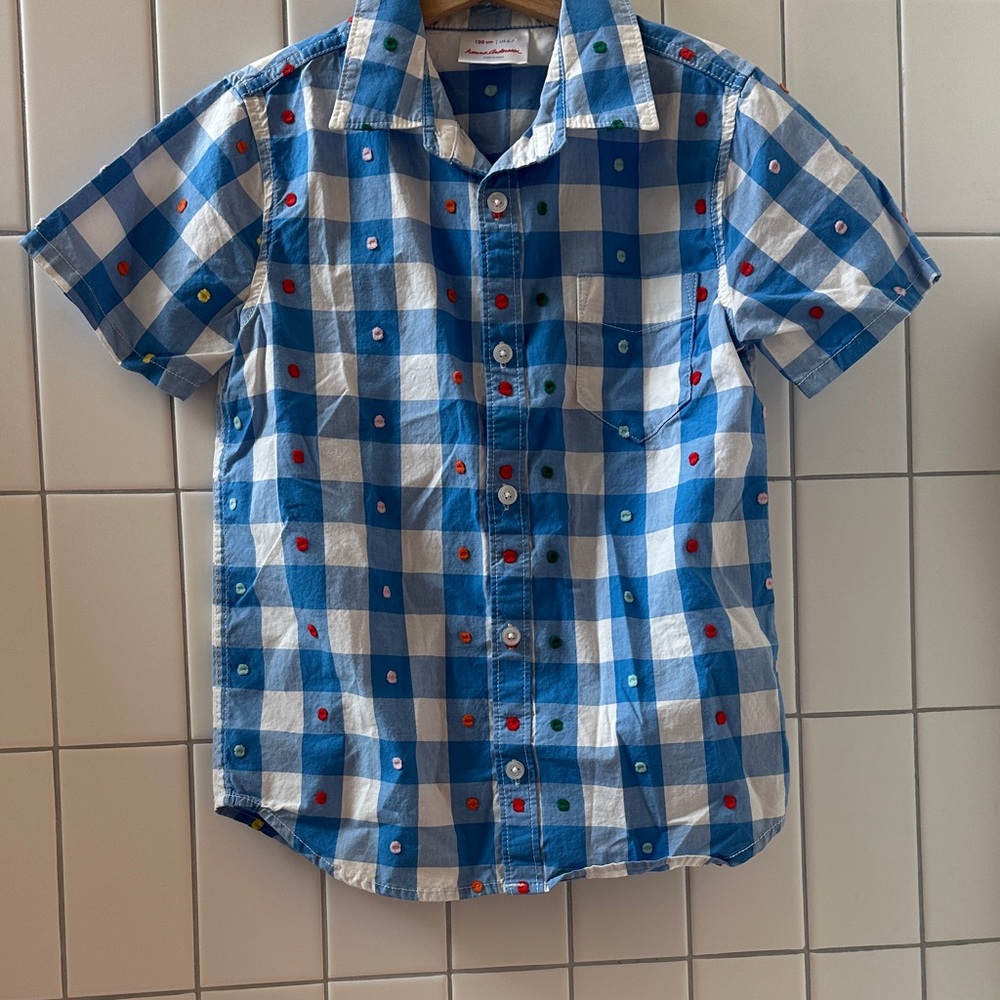Hanna Andersson Blue and White Check Short-Sleeve Button-Down Shirt, size 6-7 - Picture 4 of 7